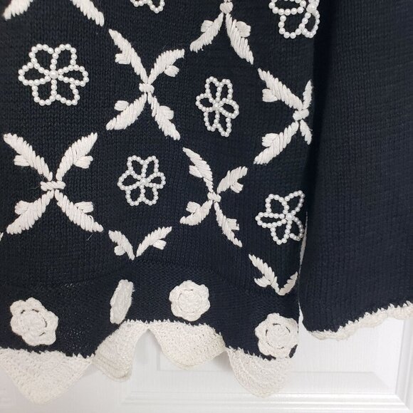 All Points Beaded Embroidered Sweater Vintage Floral Knit Womens Size Medium - Picture 3 of 10